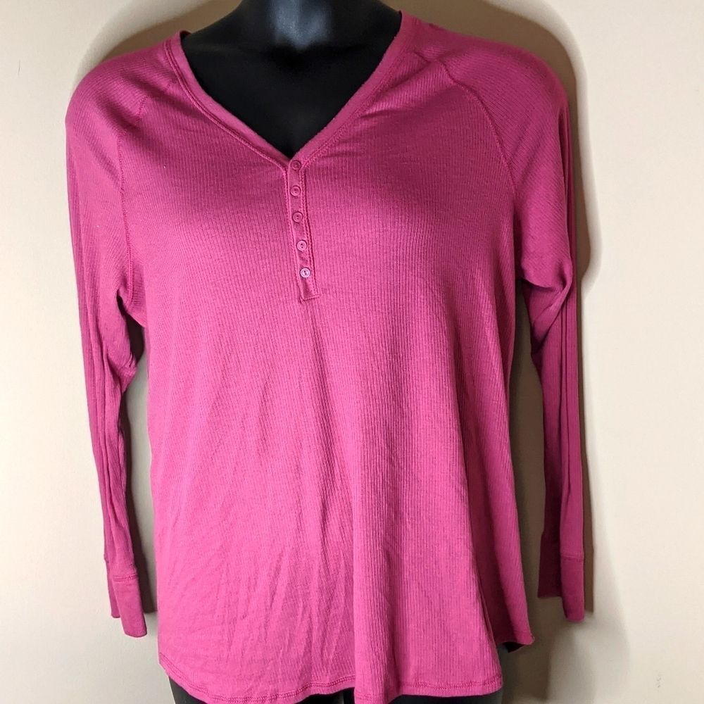 Pretty deep mauve henley 1x new
